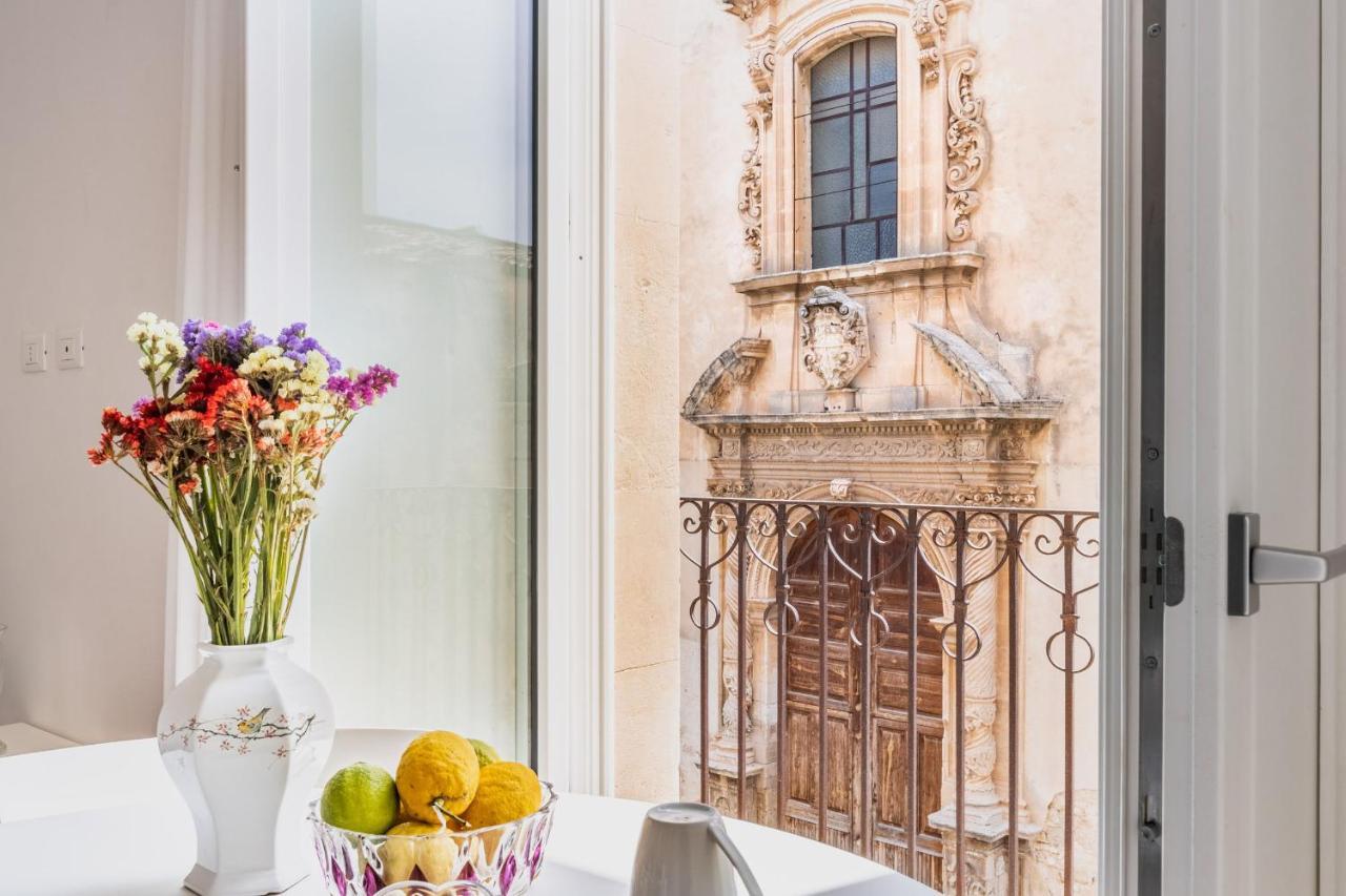 Casa Ruiz Suites Noto Eksteriør billede