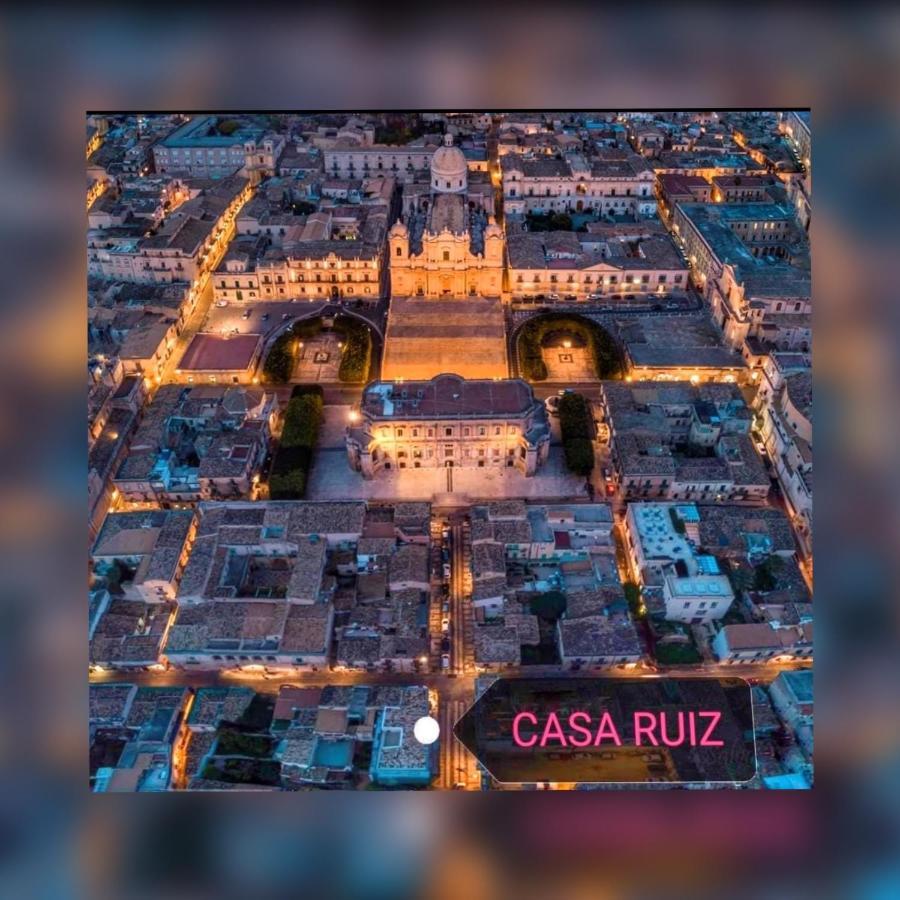 Casa Ruiz Suites Noto Eksteriør billede